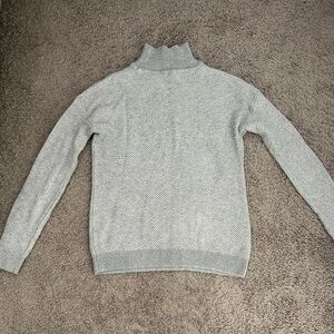 J. McLaughlin Light Gray Turtleneck Sweater